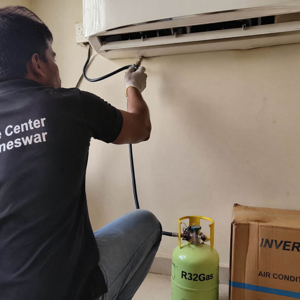 AC Gas Filling in Bhubaneswar | Service Center Bhubaneswar | Call 7064224222