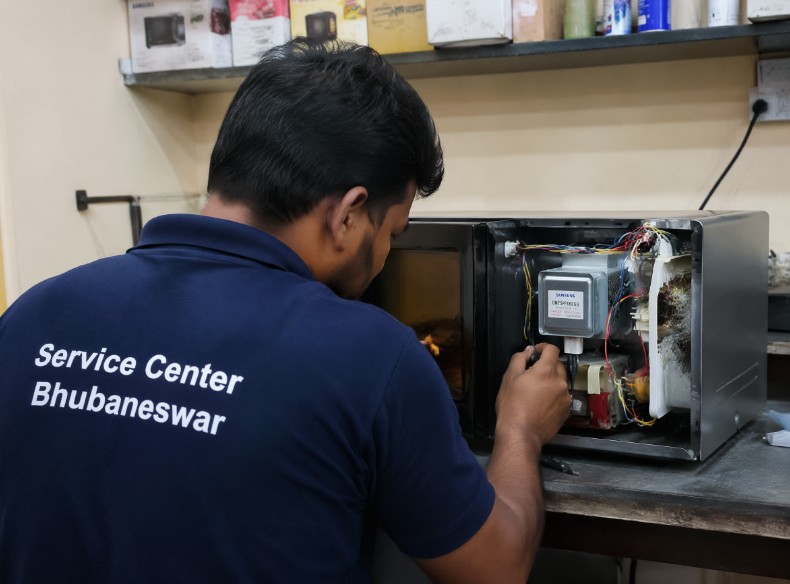 Samsung Microwave Oven Repair Doorstep Service in Bhubaneswar Call 7064224222 | Service Center Bhubaneswar | Call 7064224222